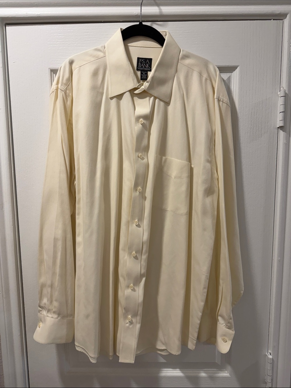 Jos. A. Bank Men's Cream Long-Sleeve Dress Shirt Size XL